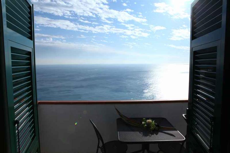 Relax by the sea in the cool of the hill and good food in Finale Ligure Relax by the sea in the cool of the hill and good food in Finale Ligure